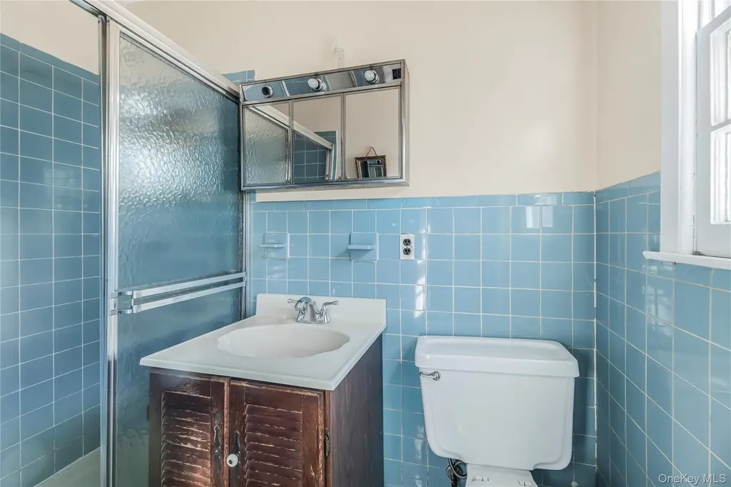 287 Mary Lou Avenue Yonkers NY 10703