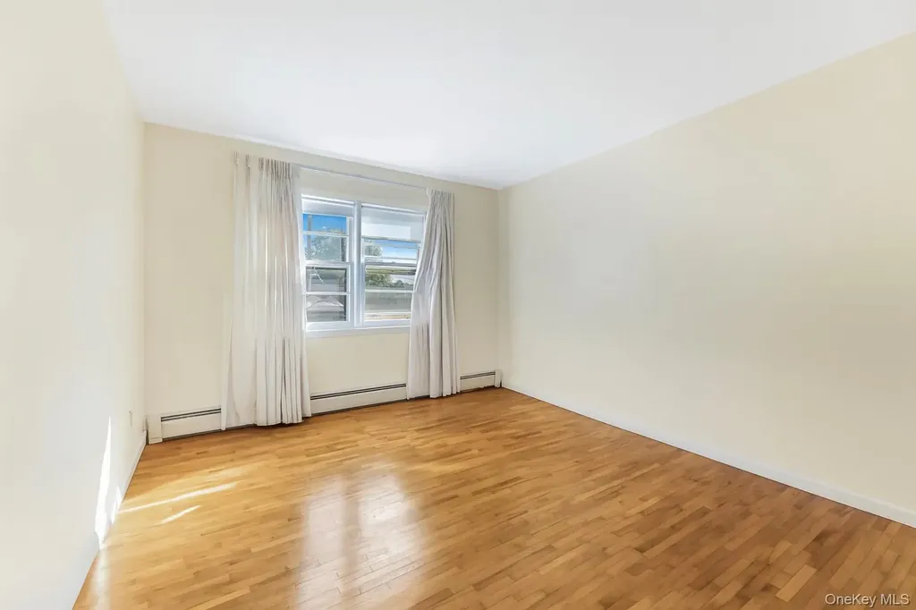 287 Mary Lou Avenue Yonkers NY 10703