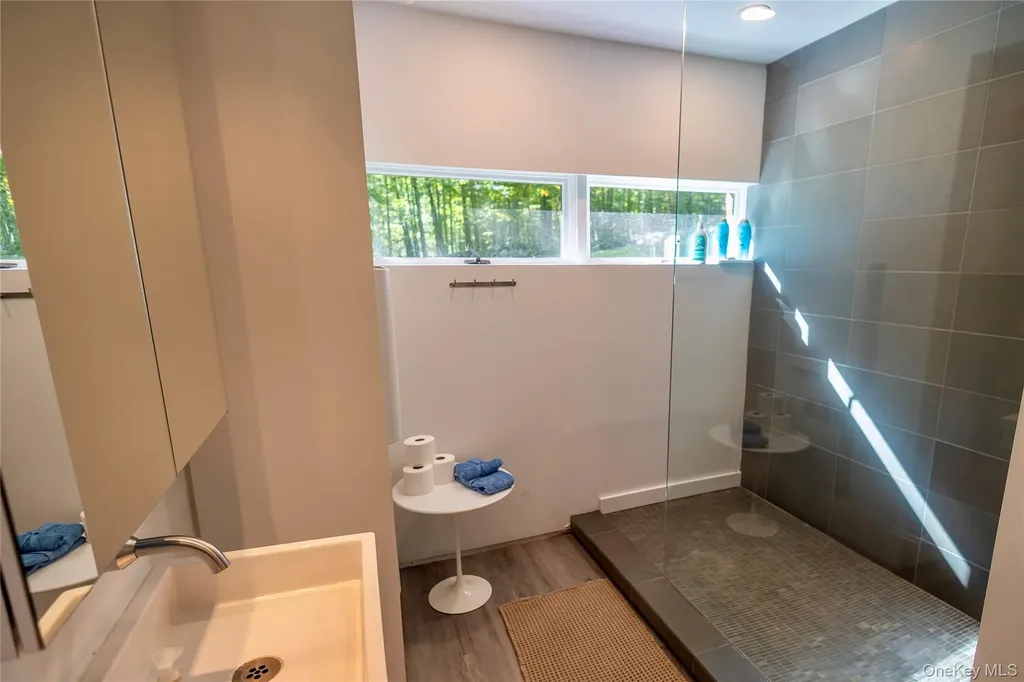 39 Hornbeck Lane Accord NY 12404
