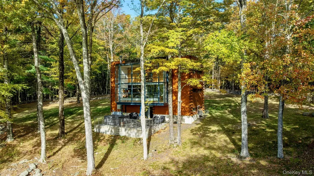 39 Hornbeck Lane Accord NY 12404