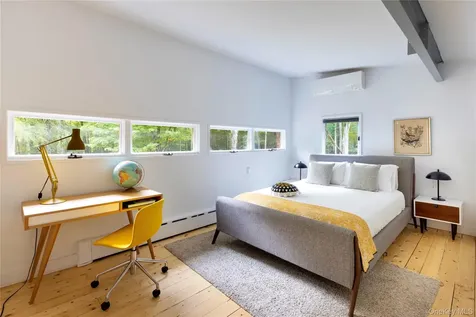 39 Hornbeck Lane Accord NY 12404