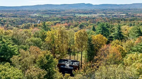 39 Hornbeck Lane Accord NY 12404