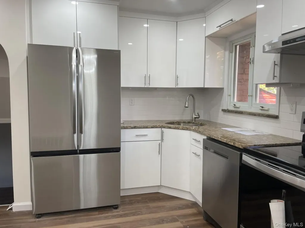 7 Frederick Drive Plainview NY 11803