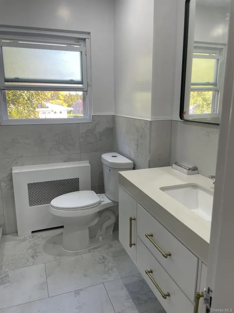 7 Frederick Drive Plainview NY 11803
