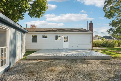 48 Center Avenue Bay Shore NY 11706