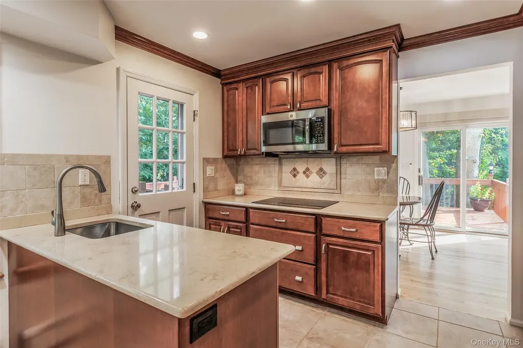 7 Carriage Lane Setauket NY 11733