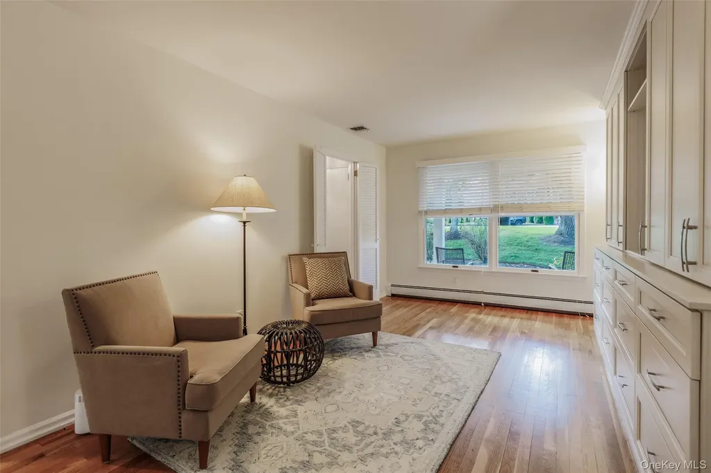 7 Carriage Lane Setauket NY 11733