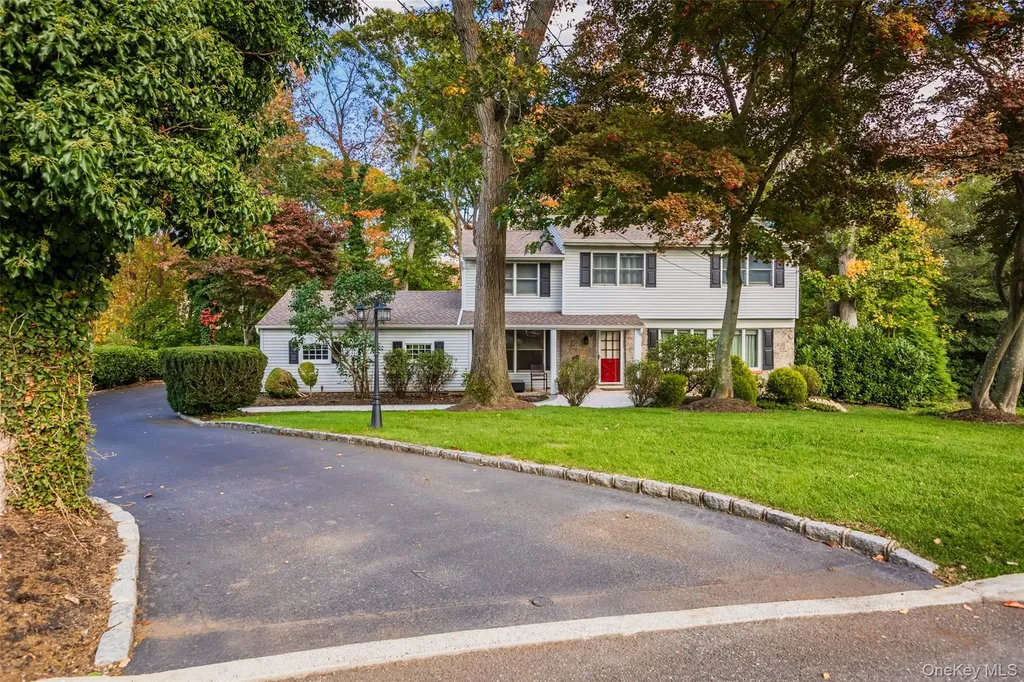 7 Carriage Lane Setauket NY 11733