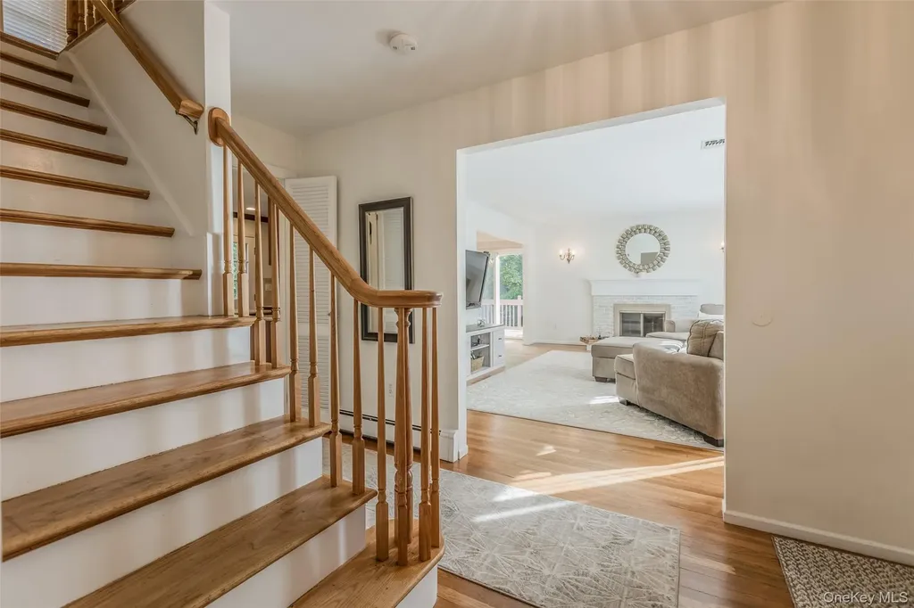7 Carriage Lane Setauket NY 11733