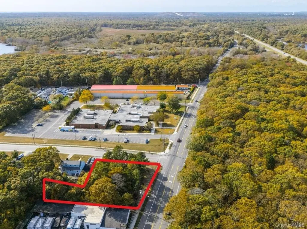 574 Montauk Highway Shirley NY 11967