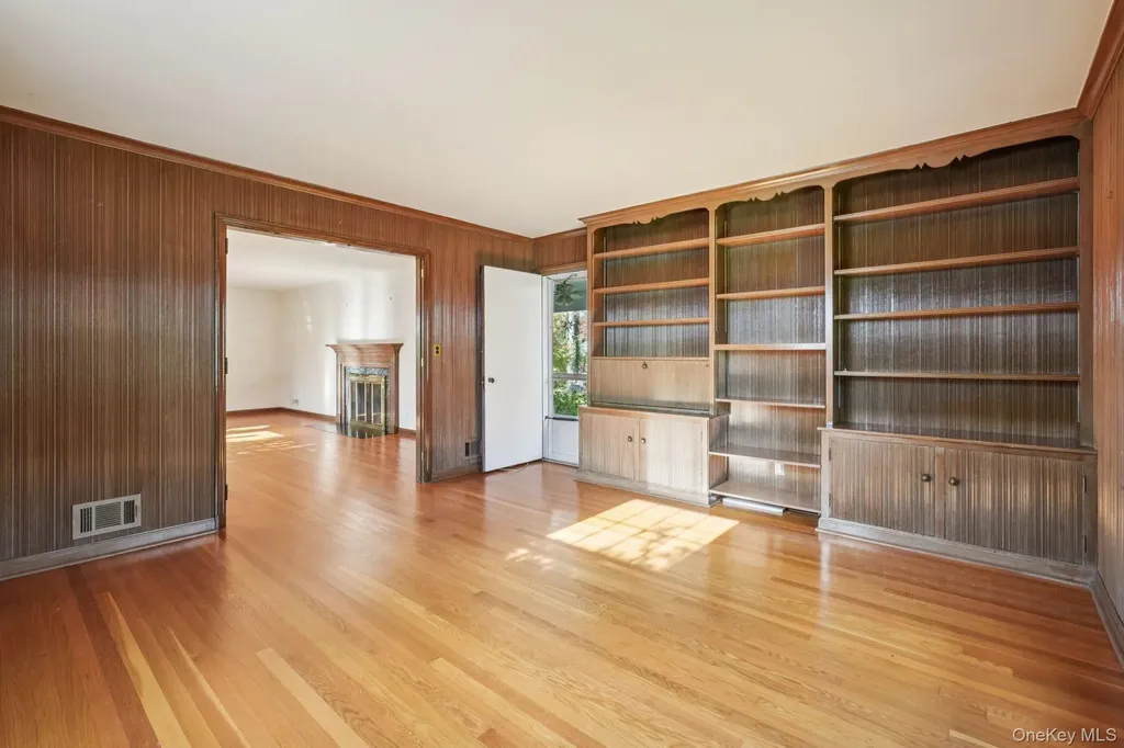 13 Hillview Drive Scarsdale NY 10583