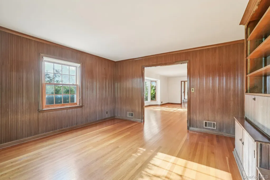 13 Hillview Drive Scarsdale NY 10583
