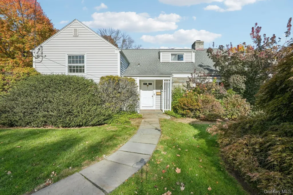 13 Hillview Drive Scarsdale NY 10583