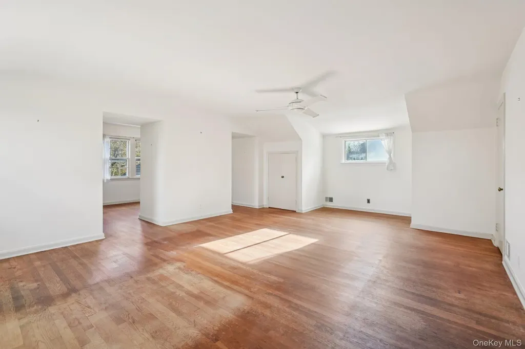 13 Hillview Drive Scarsdale NY 10583