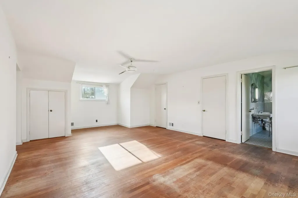 13 Hillview Drive Scarsdale NY 10583
