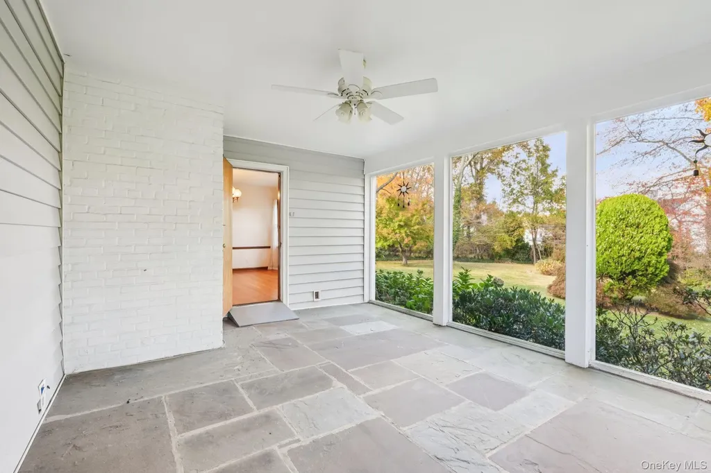 13 Hillview Drive Scarsdale NY 10583
