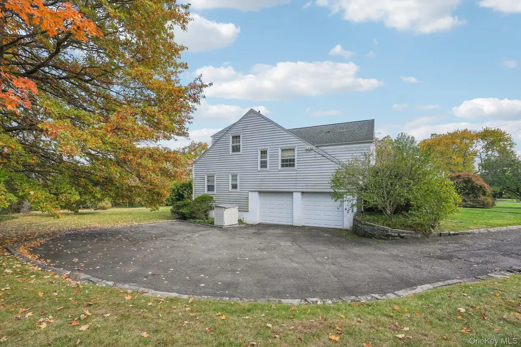 13 Hillview Drive Scarsdale NY 10583