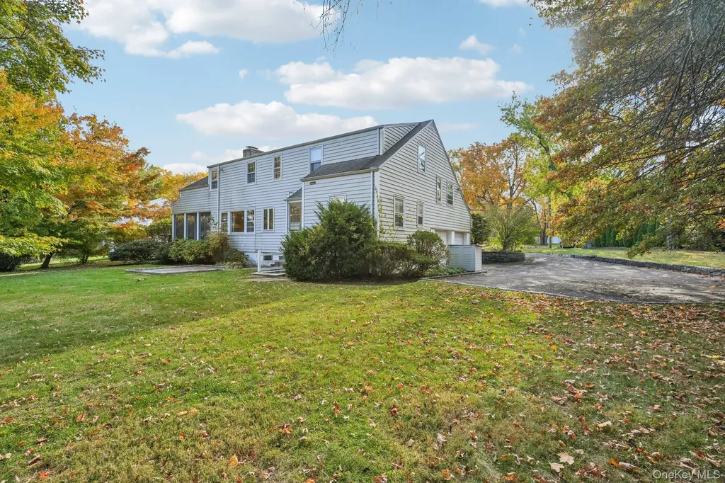 13 Hillview Drive Scarsdale NY 10583