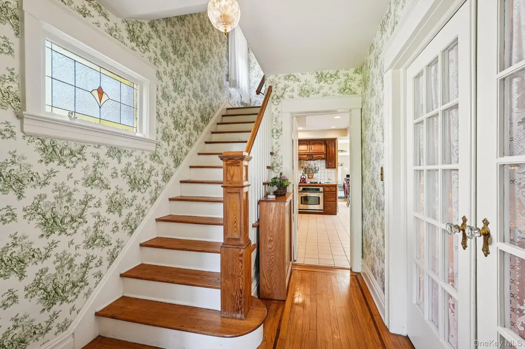 18 Chippewa Road Yonkers NY 10710
