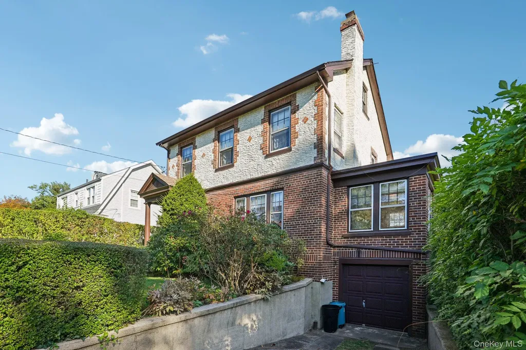 18 Chippewa Road Yonkers NY 10710