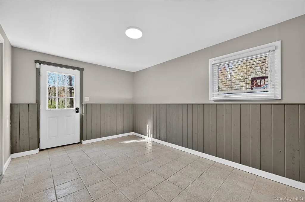 40 Clara Avenue New Windsor NY 12553
