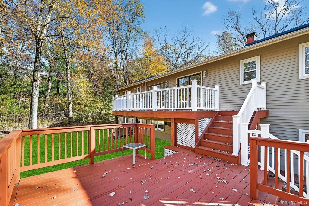 40 Clara Avenue New Windsor NY 12553