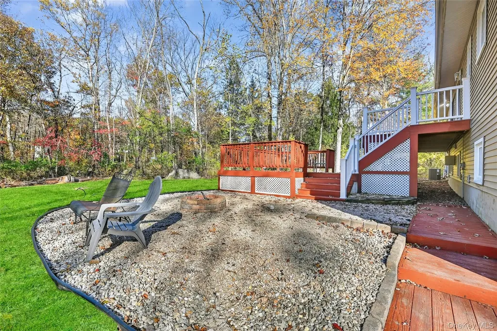 40 Clara Avenue New Windsor NY 12553