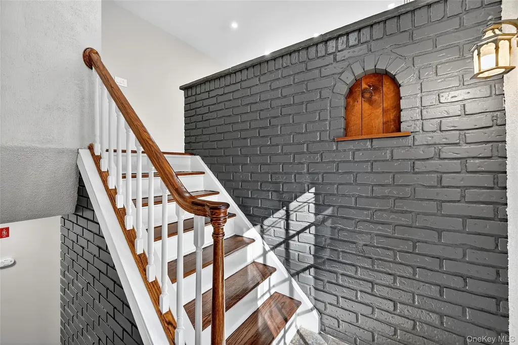 40 Clara Avenue New Windsor NY 12553