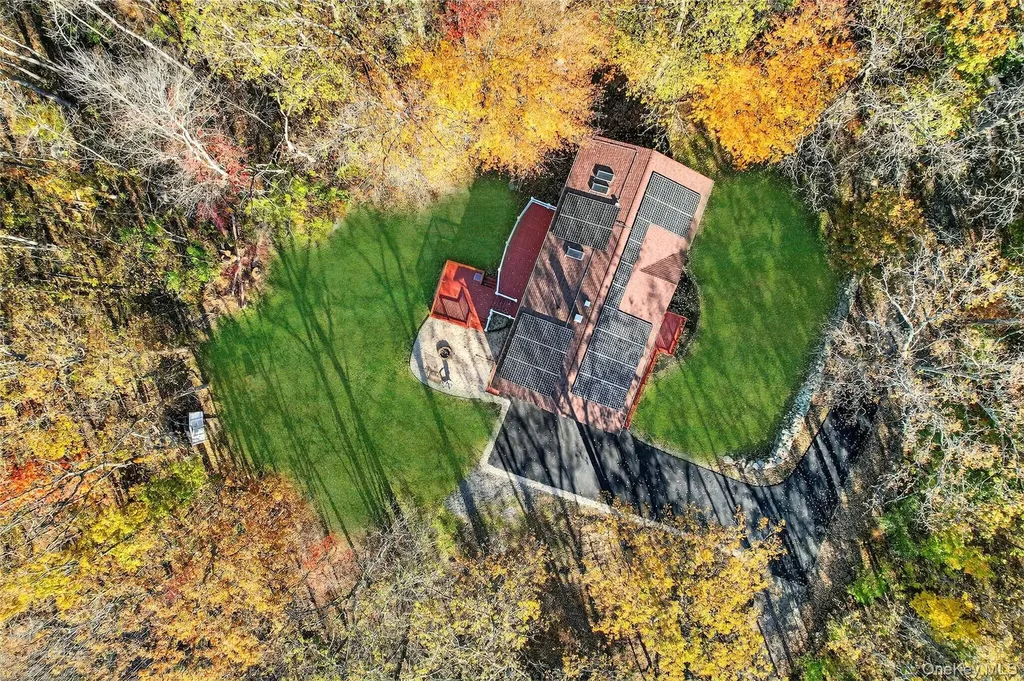40 Clara Avenue New Windsor NY 12553