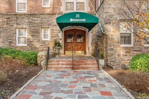 21 N Chatsworth Avenue Larchmont NY 10538