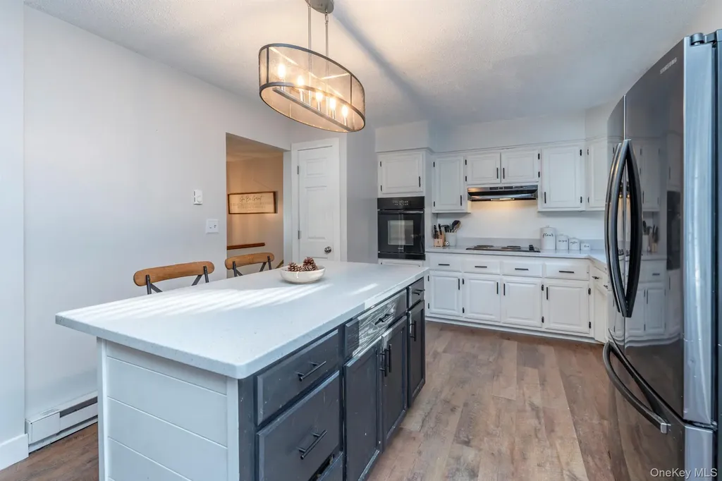 30 Willow Road Saugerties NY 12477