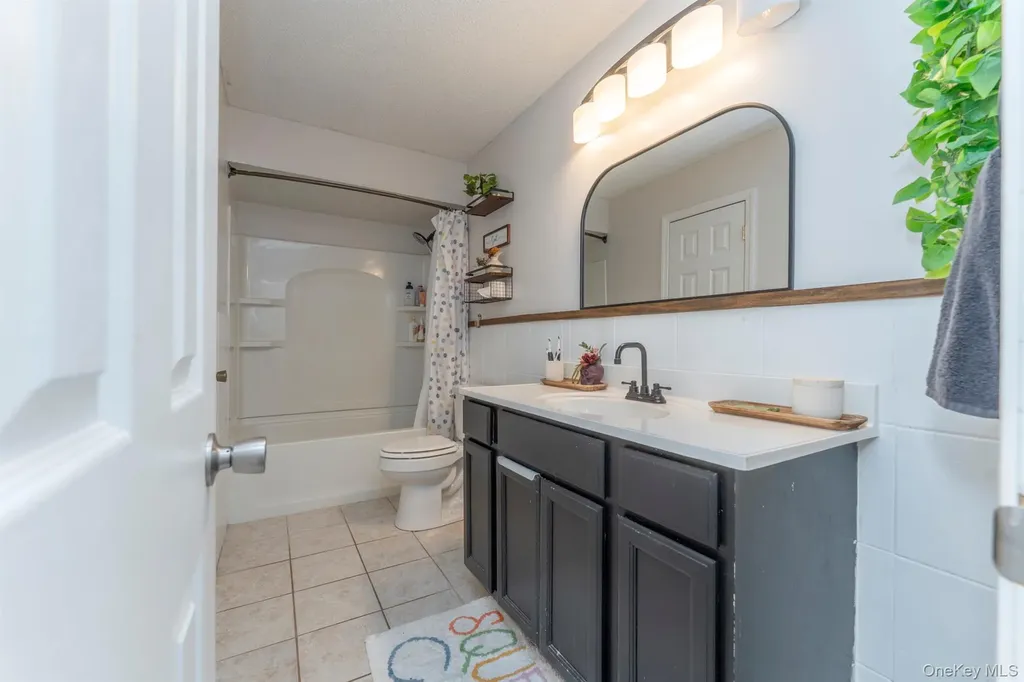 30 Willow Road Saugerties NY 12477
