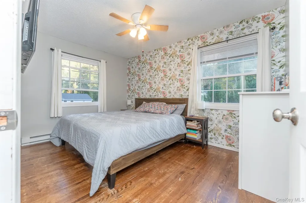 30 Willow Road Saugerties NY 12477