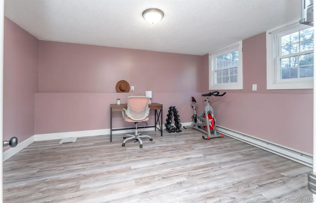 30 Willow Road Saugerties NY 12477