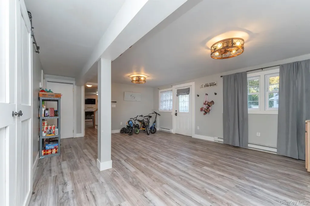 30 Willow Road Saugerties NY 12477