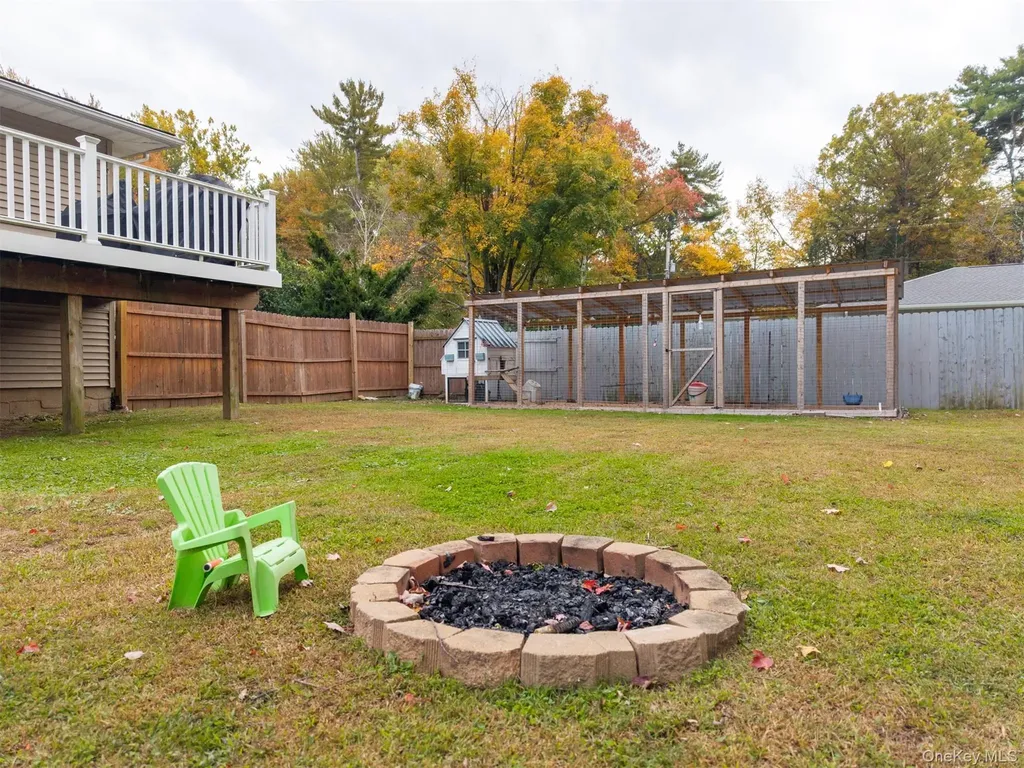 30 Willow Road Saugerties NY 12477