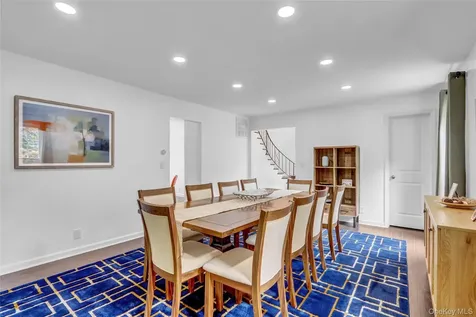 4 Shoreview Circle Pelham NY 10803