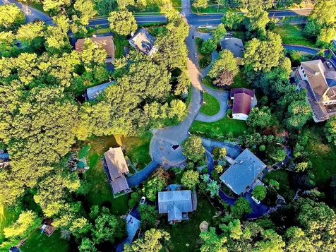 4 Shoreview Circle Pelham NY 10803