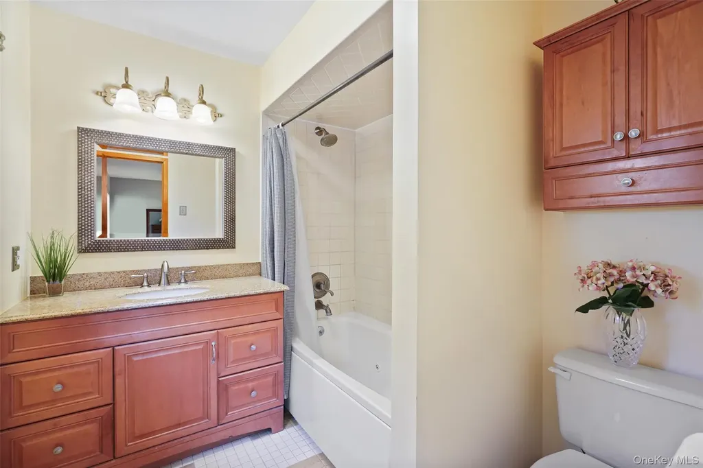 170 Arbor Crest Somers NY 10589