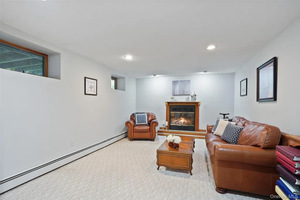 170 Arbor Crest Somers NY 10589