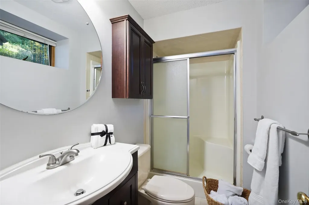 170 Arbor Crest Somers NY 10589