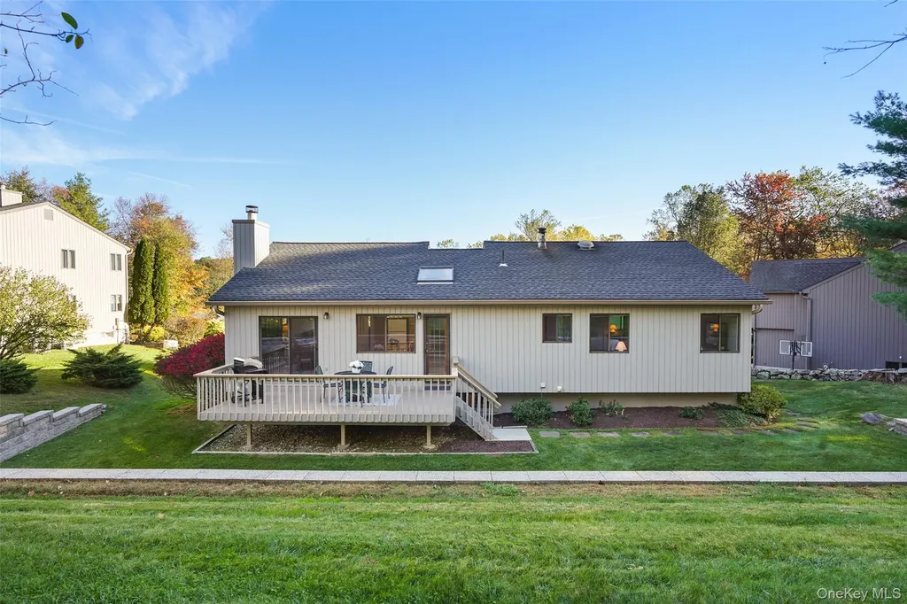170 Arbor Crest Somers NY 10589