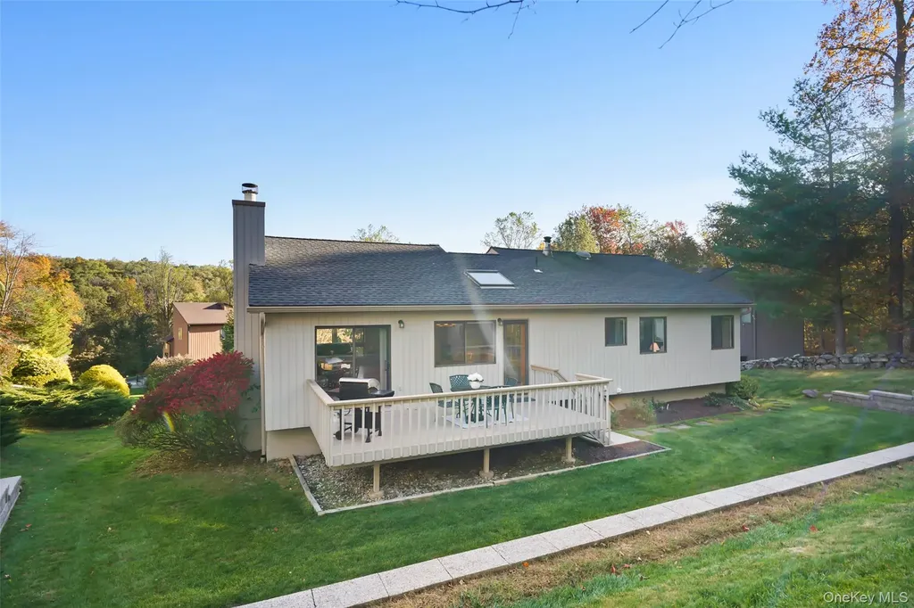 170 Arbor Crest Somers NY 10589