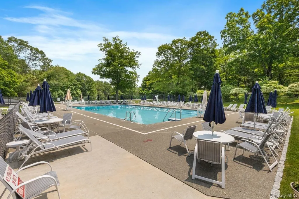 170 Arbor Crest Somers NY 10589