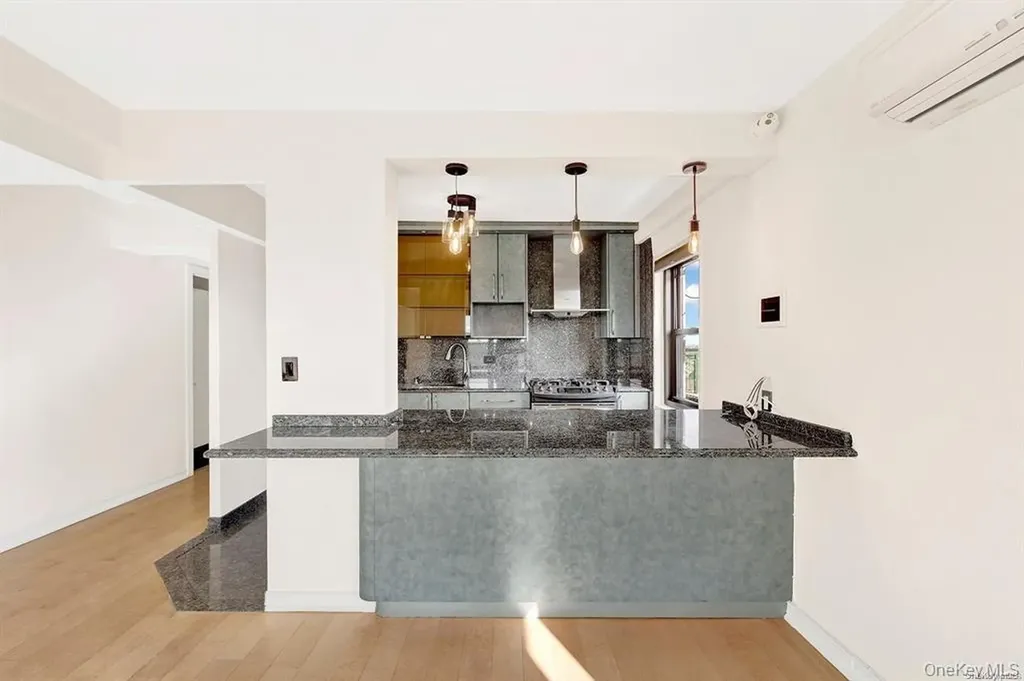 109-33 71st Road Forest Hills NY 11375