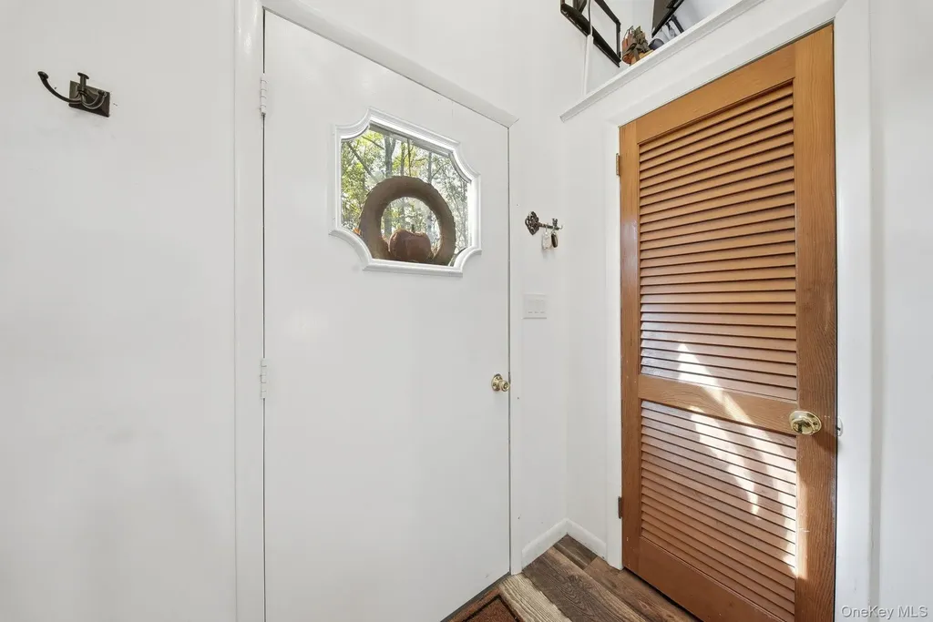9478 State Route 97 Callicoon NY 12723