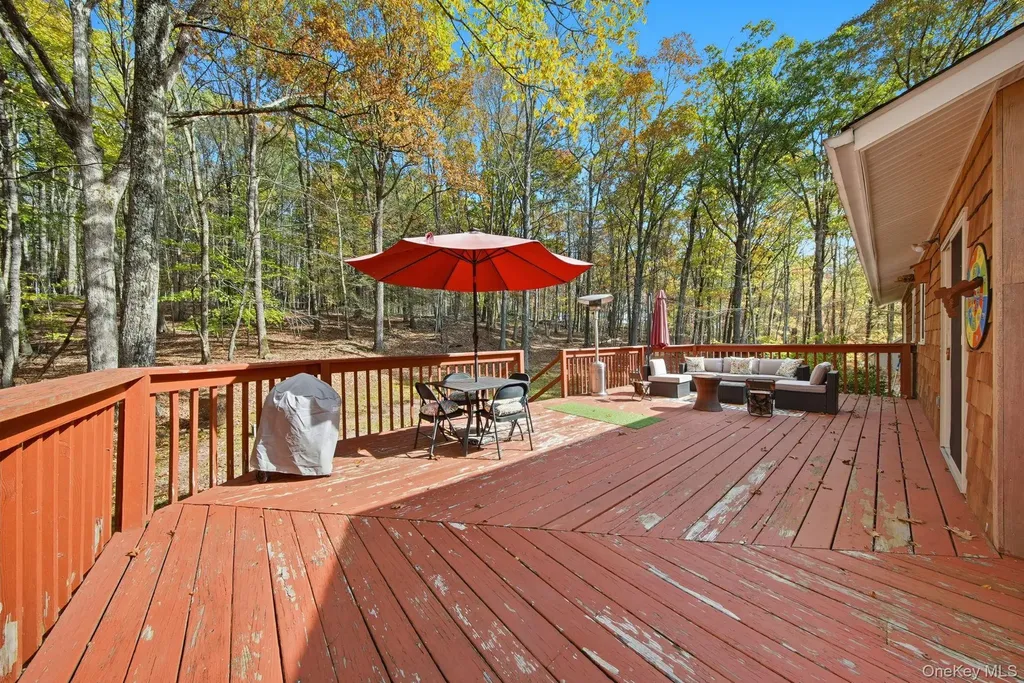 9478 State Route 97 Callicoon NY 12723