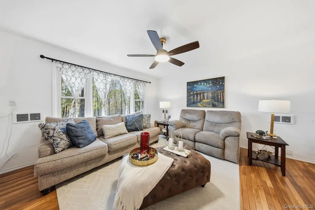 9478 State Route 97 Callicoon NY 12723
