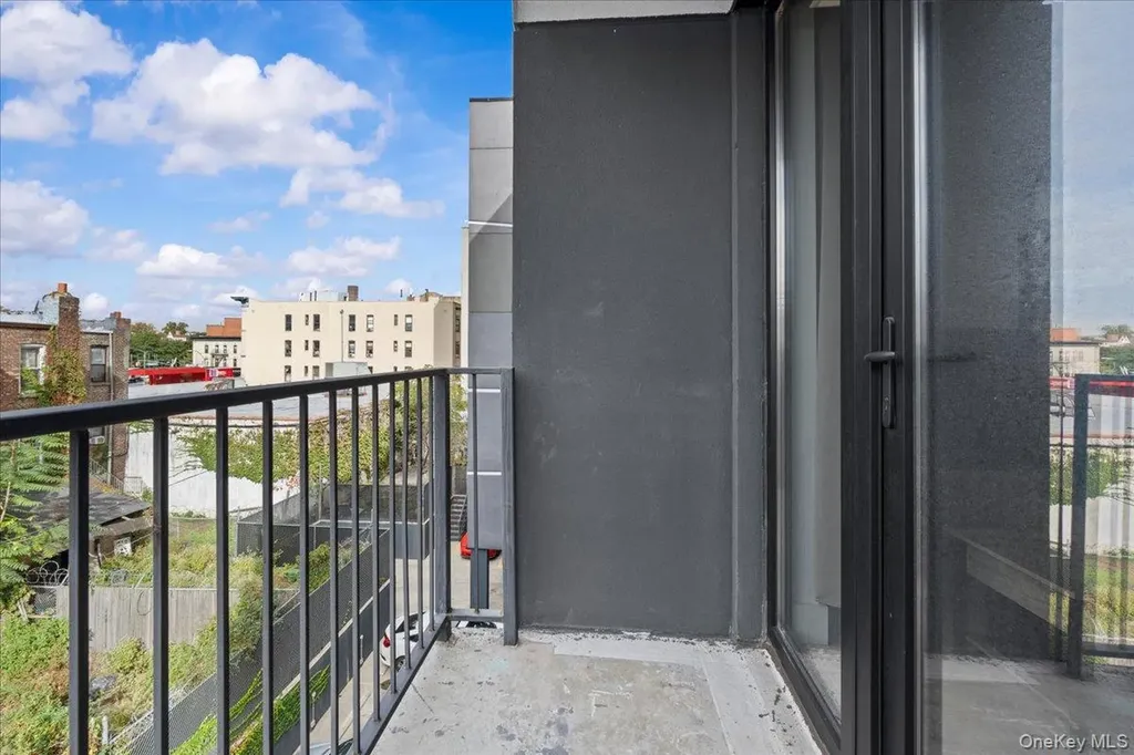 458 E 25th Street Brooklyn NY 11226