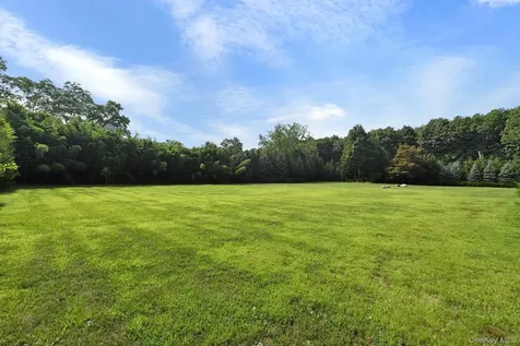 5 Bristol Lane Purchase NY 10577